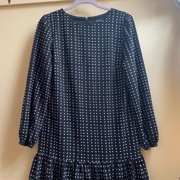 Polka Dot Shift Dress - Picture 2 of 8